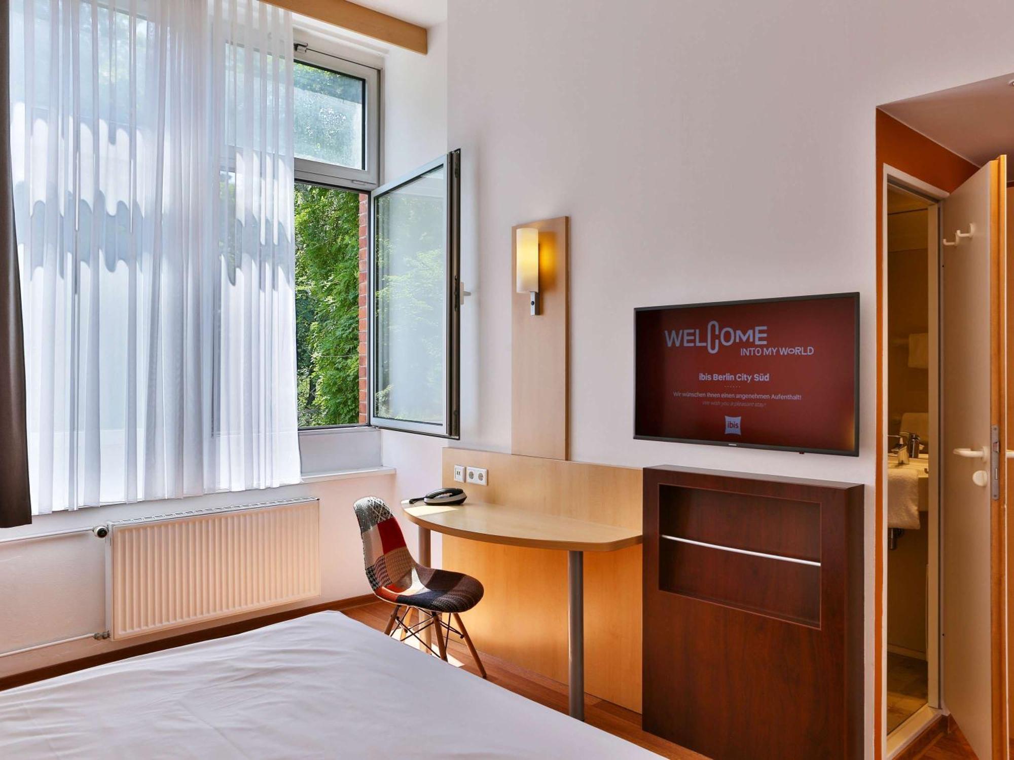 Ibis Berlin City Sued Dış mekan fotoğraf